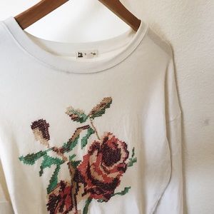 Rose embroidery sweatshirt